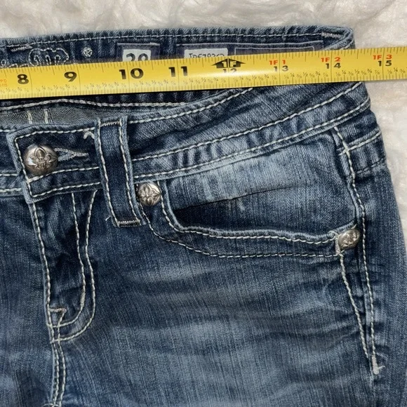 Miss Me Fleur De Lis Skinny Denim, Size 28 - Picture 8 of 16